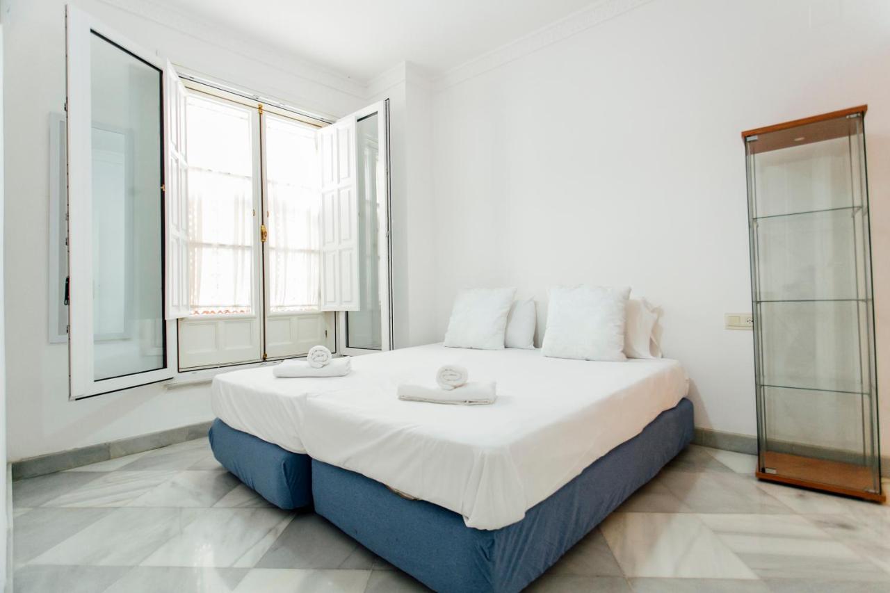 Cozy And Bright- 1Bd 1Bth - La Alfalfa Севілья Екстер'єр фото
