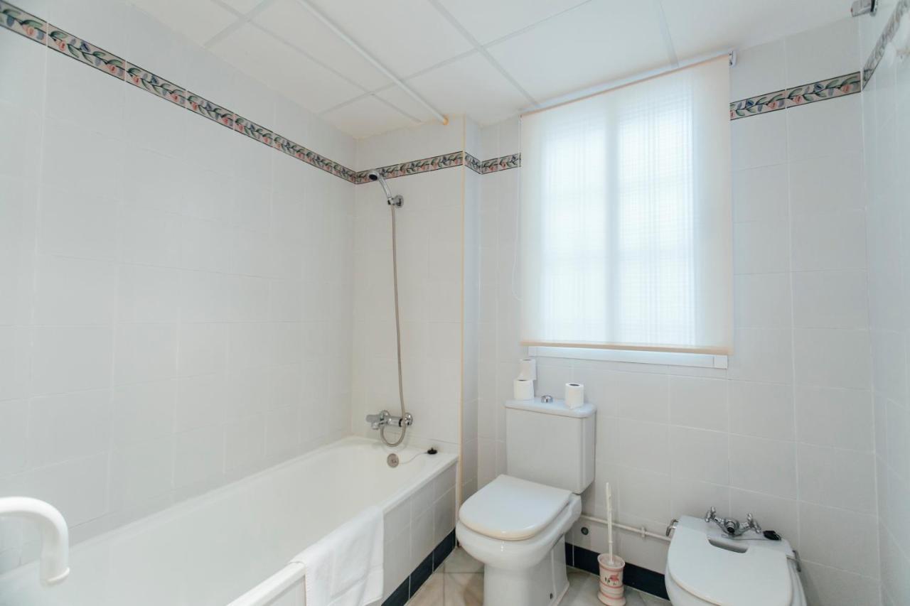 Cozy And Bright- 1Bd 1Bth - La Alfalfa Севілья Екстер'єр фото